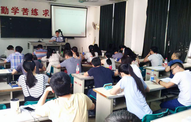 MBA前進道路上，充滿成就與幸福——記雄松華章系統強化段開班